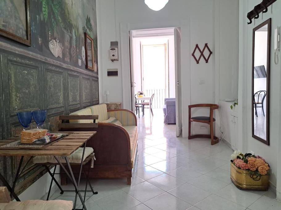 Appartamento Cuore Di Napoli 2 Buitenkant foto