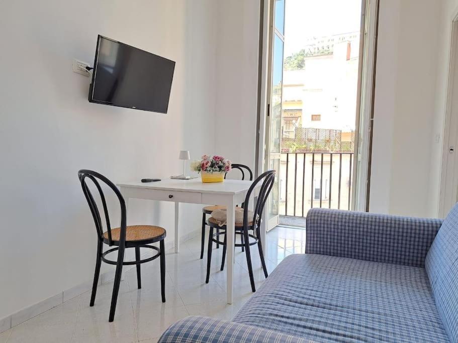 Appartamento Cuore Di Napoli 2 Buitenkant foto